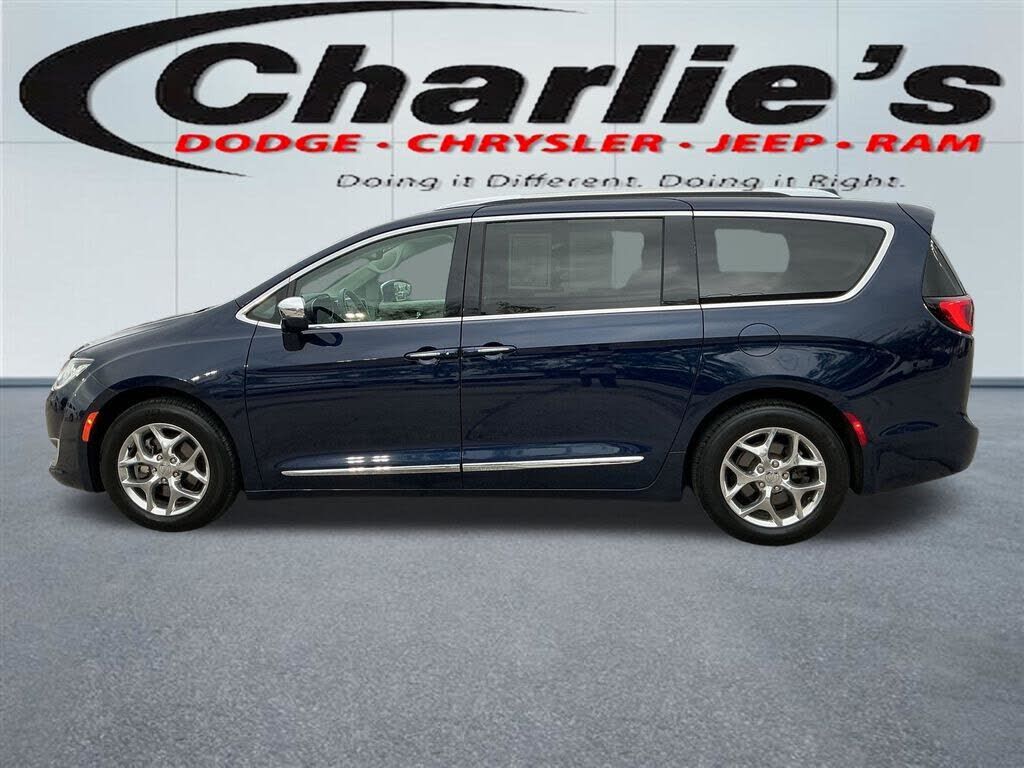 2019 CHRYSLER Pacifica