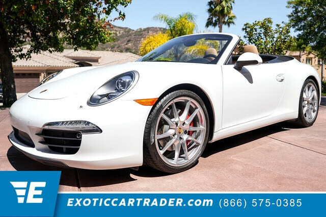 2015 PORSCHE 911