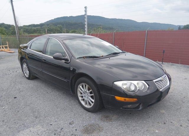 2004 CHRYSLER 300