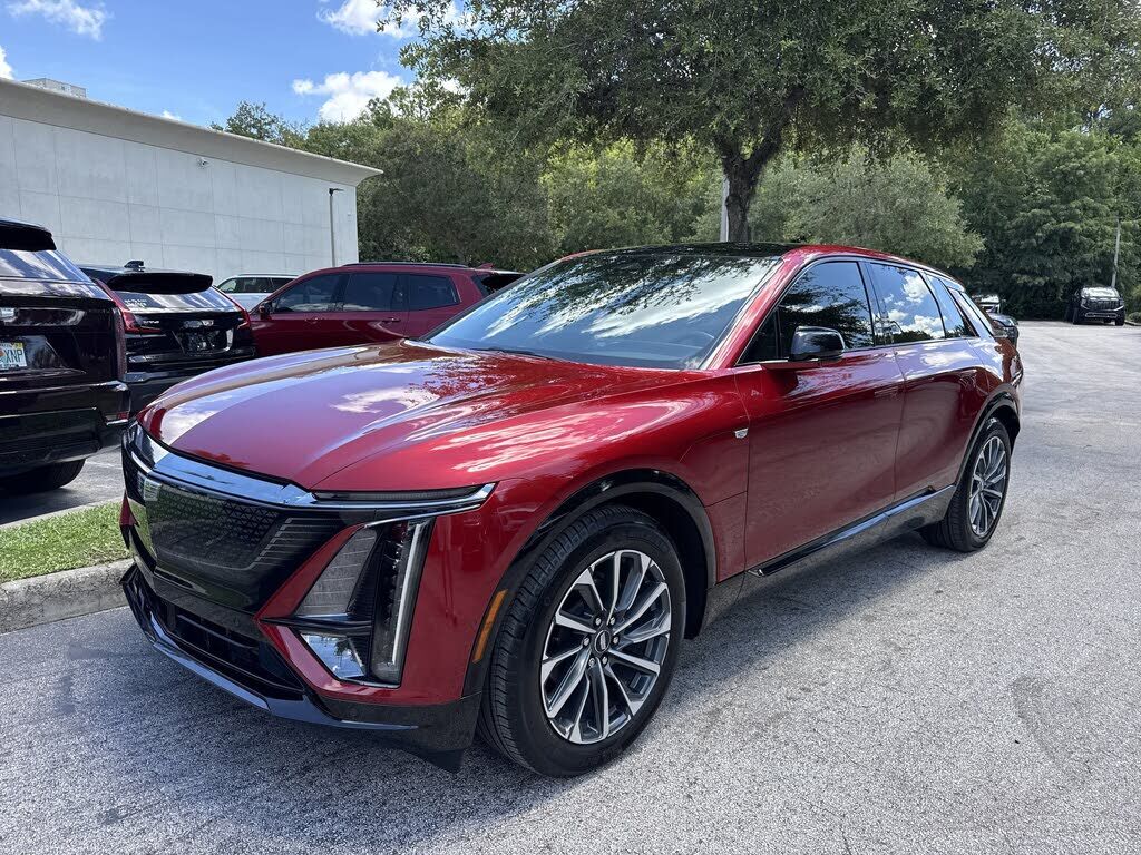 2024 CADILLAC Lyriq