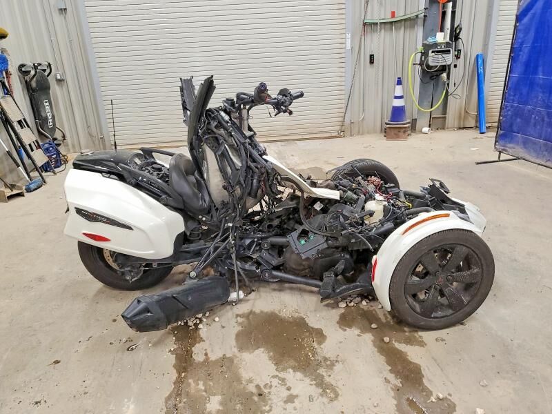 2021 CAN-AM Spyder F3