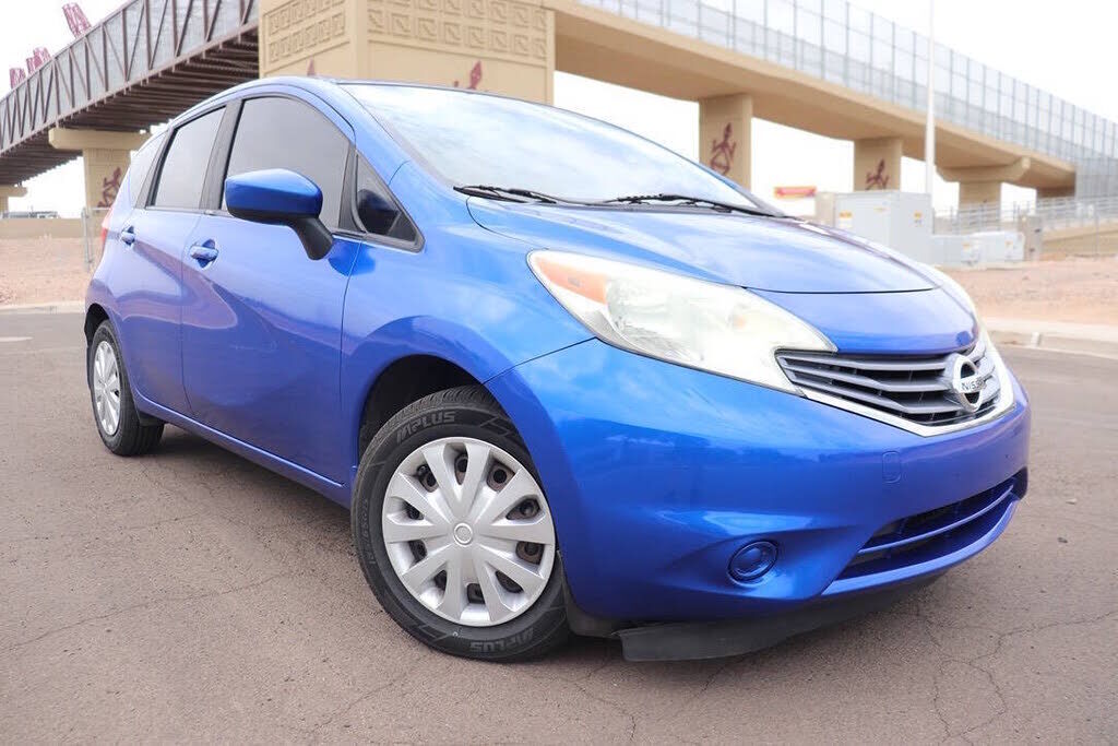 2015 NISSAN Versa