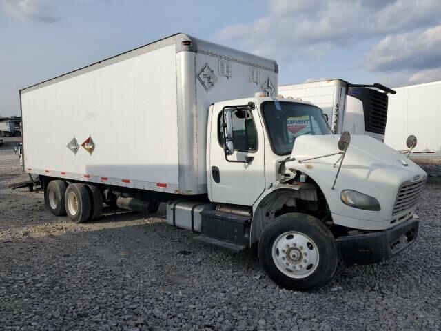 2013 FREIGHTLINER M2