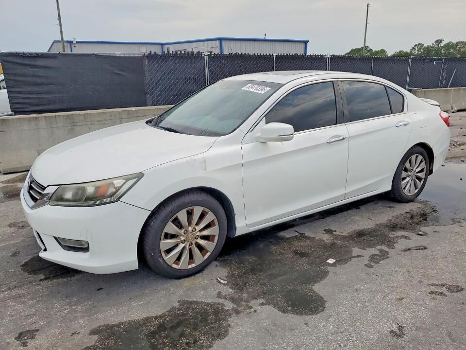 2013 HONDA Accord