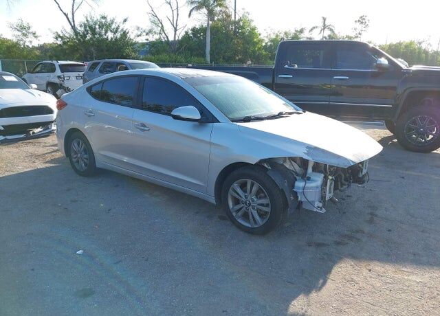 2018 HYUNDAI Elantra