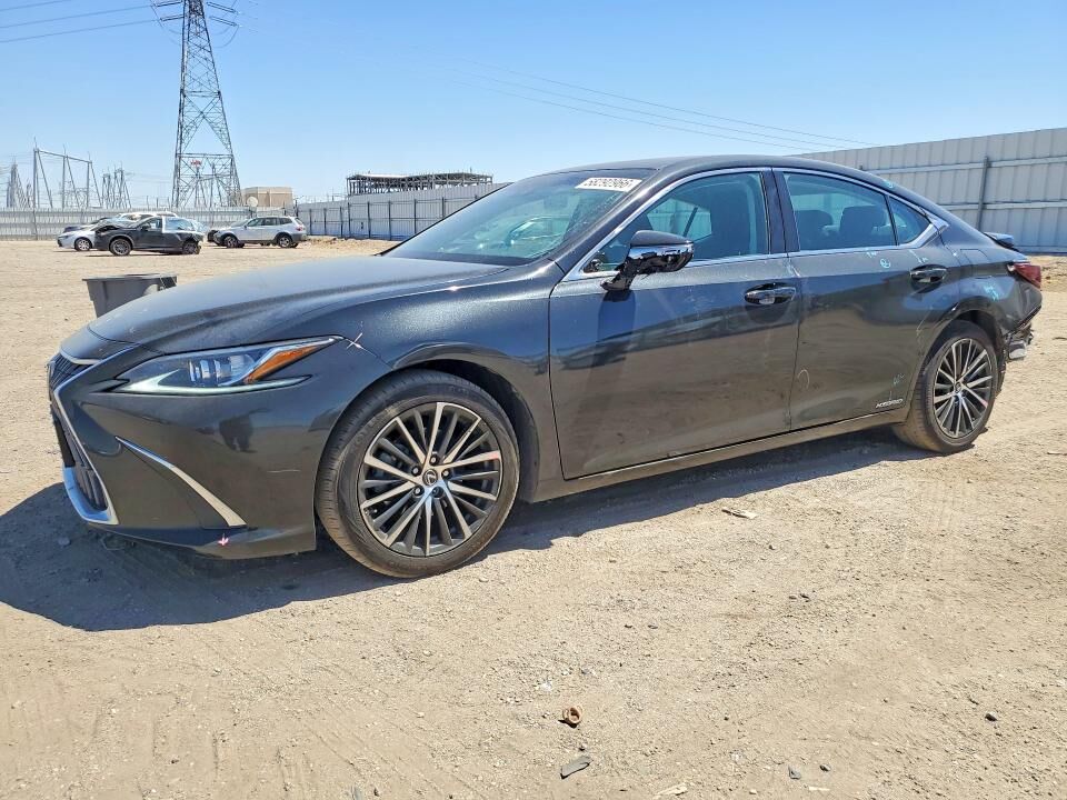 2022 LEXUS ES