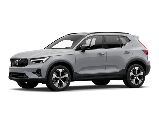 2025 VOLVO XC40
