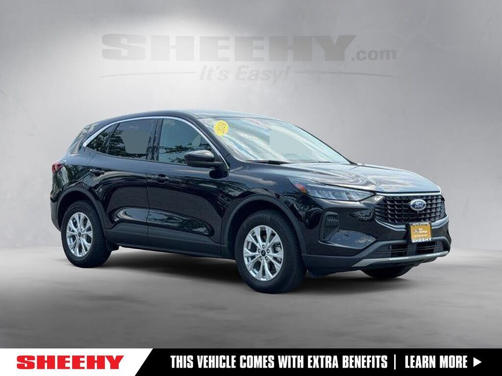 2024 FORD Escape