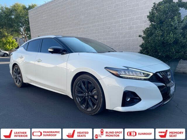 2023 NISSAN Maxima