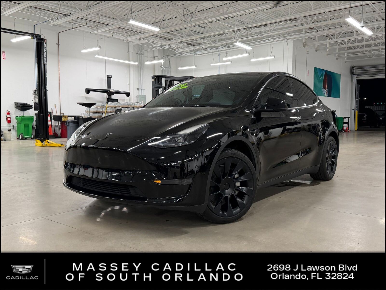 2024 TESLA Model Y