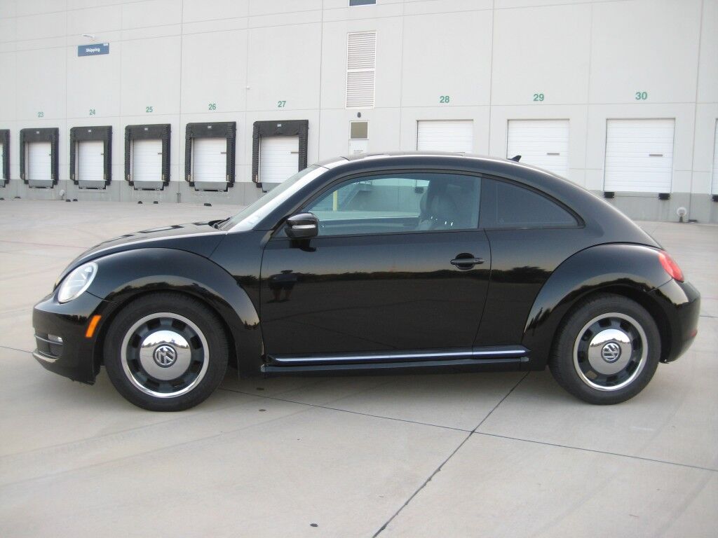 2012 VOLKSWAGEN Beetle