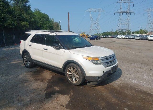 2011 FORD Explorer