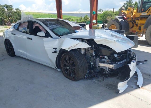 2021 TESLA Model S
