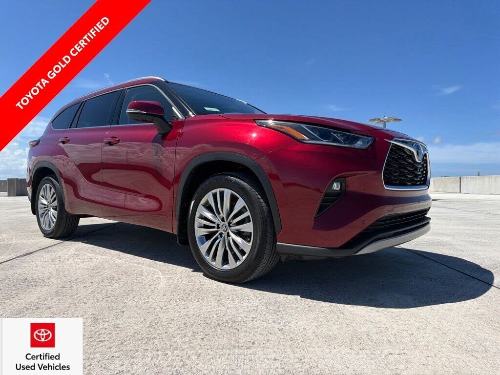 2026 TOYOTA Highlander