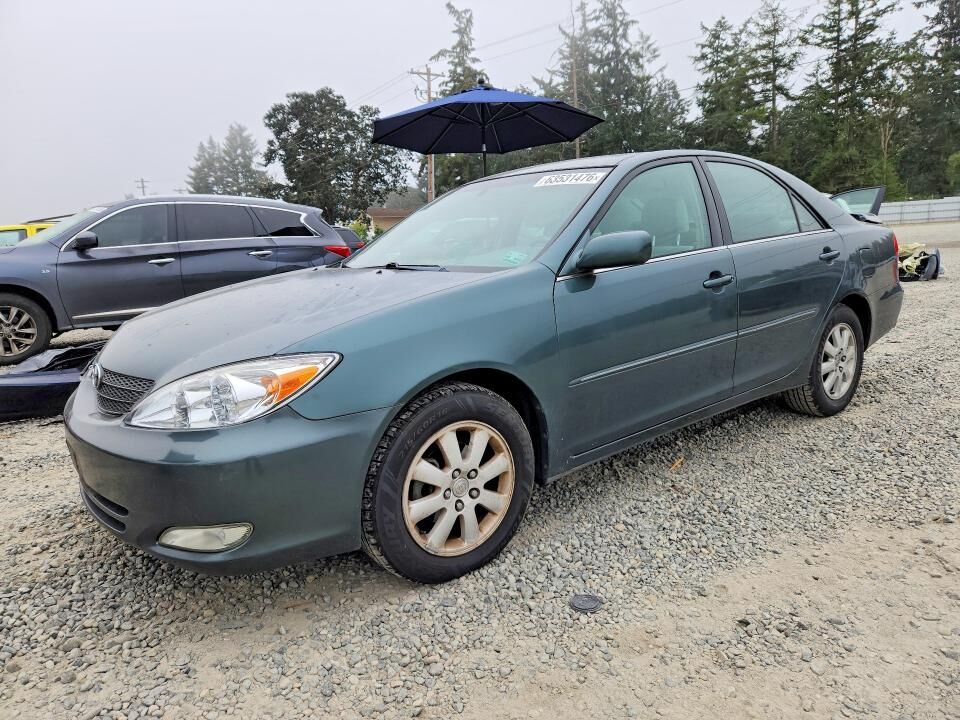 2004 TOYOTA Camry