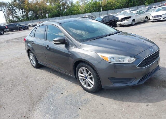 2017 FORD Focus