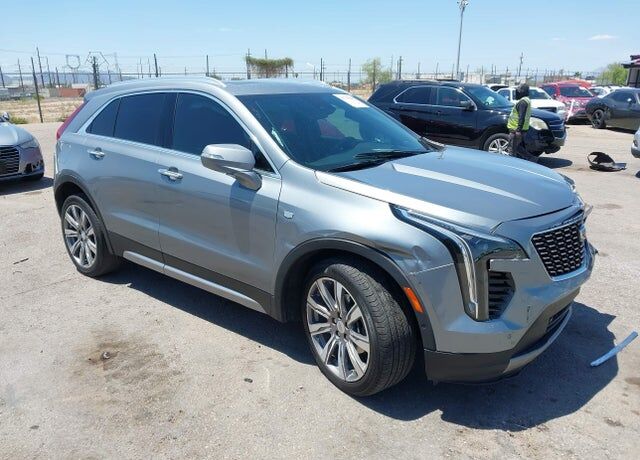 2023 CADILLAC XT4