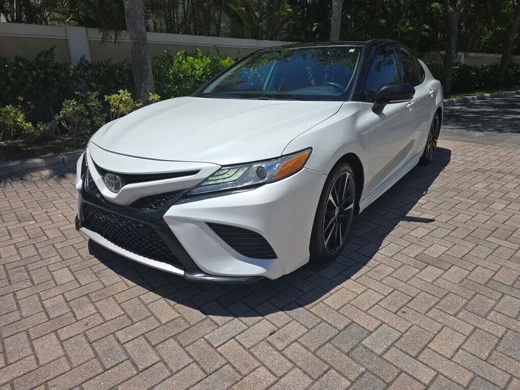 2020 TOYOTA Camry