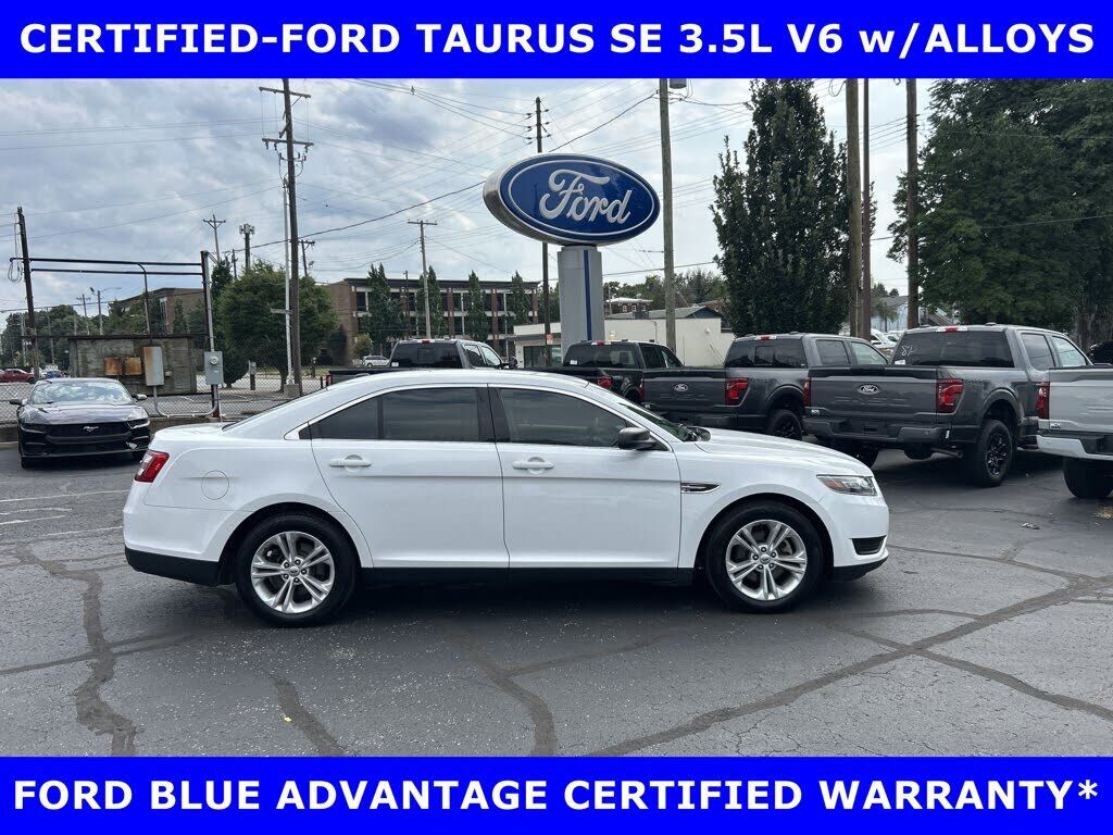 2017 FORD Taurus