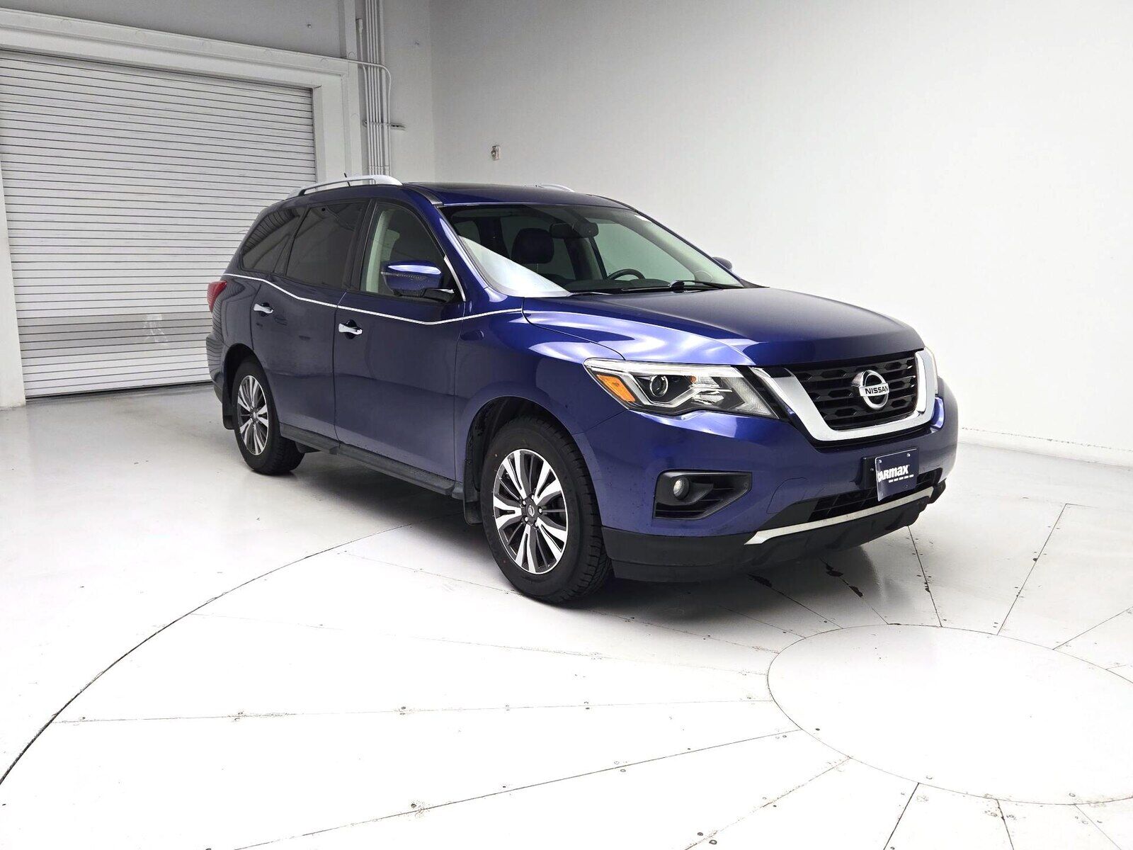 2017 NISSAN Pathfinder