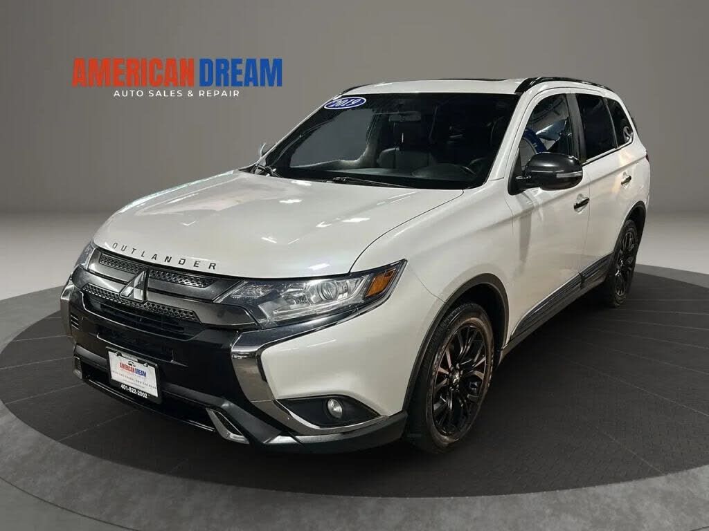 2019 MITSUBISHI Outlander