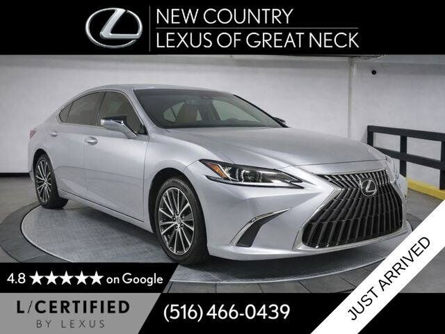 2022 LEXUS ES