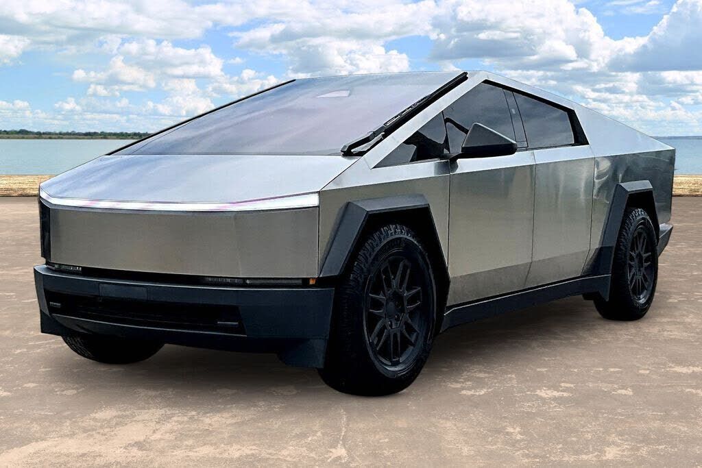 2024 TESLA Cybertruck