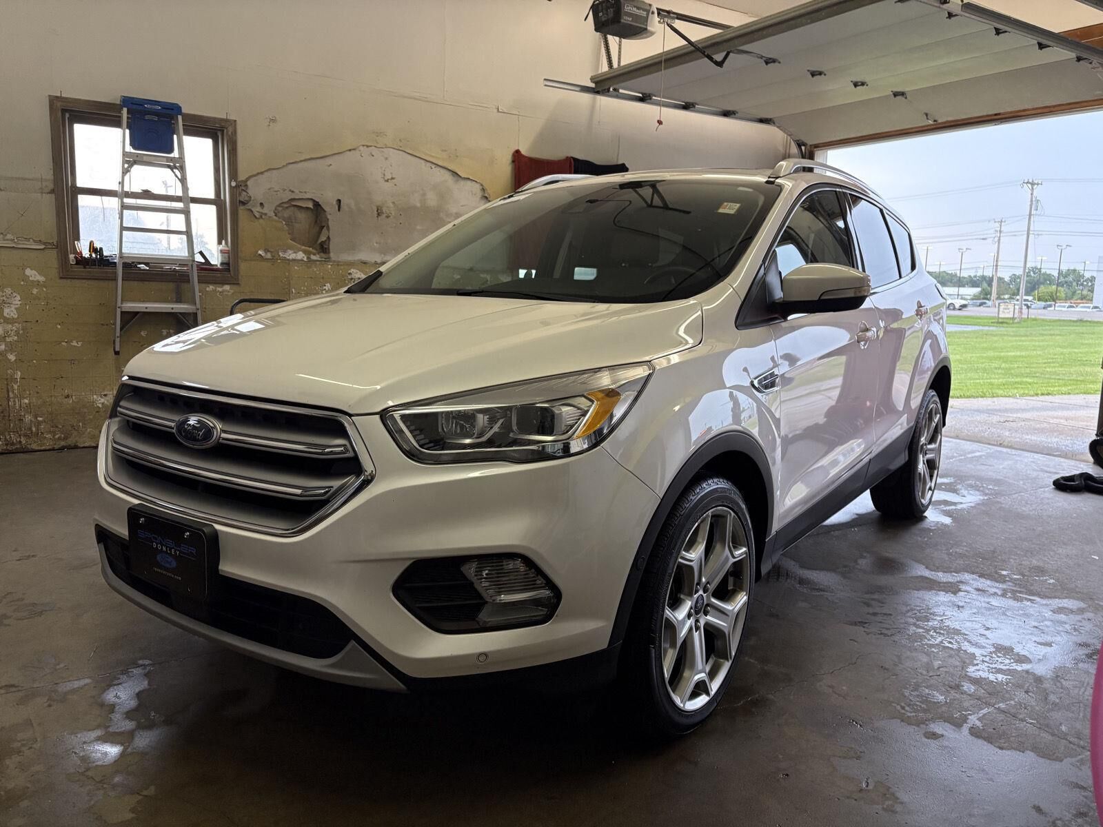 2017 FORD Escape