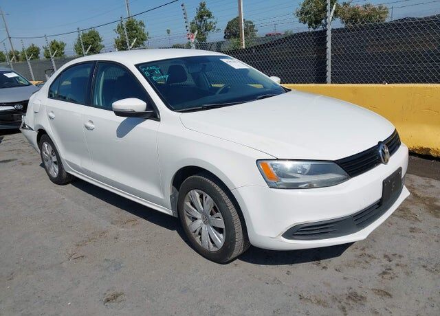 2014 VOLKSWAGEN Jetta