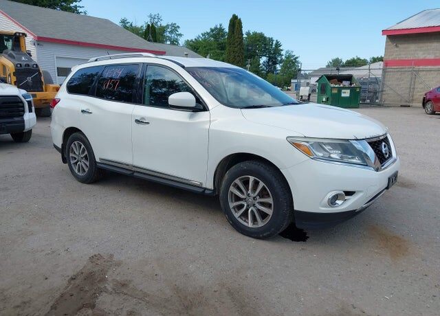 2013 NISSAN Pathfinder