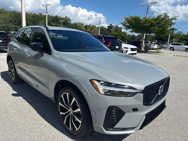 2024 VOLVO XC60