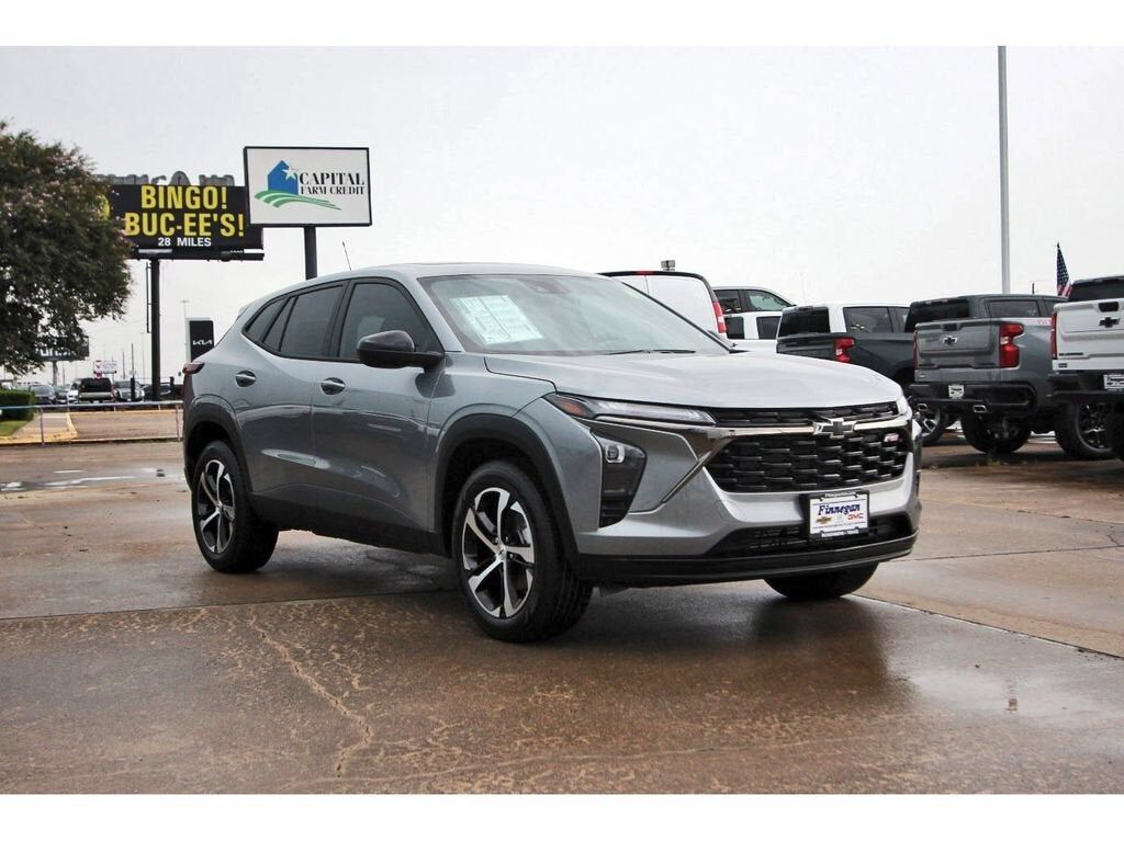 2026 CHEVROLET Trax