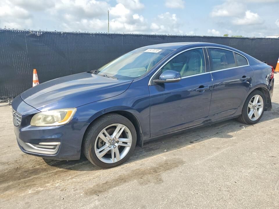 2015 VOLVO S60