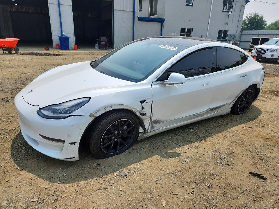 2020 TESLA Model 3