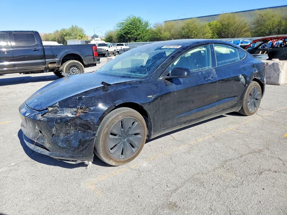 2025 TESLA Model 3