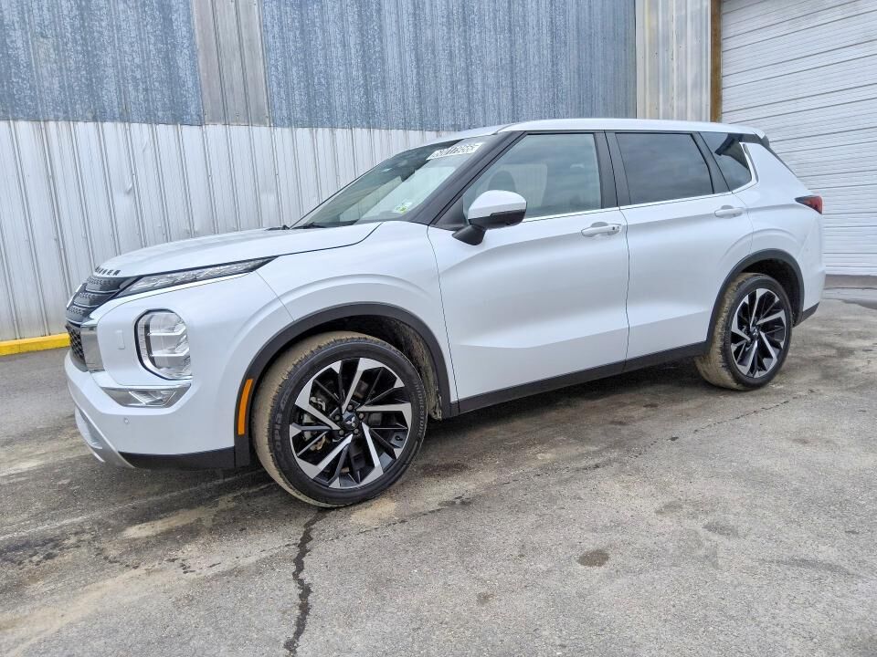 2024 MITSUBISHI Outlander