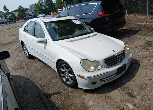 2007 MERCEDES-BENZ C-Class