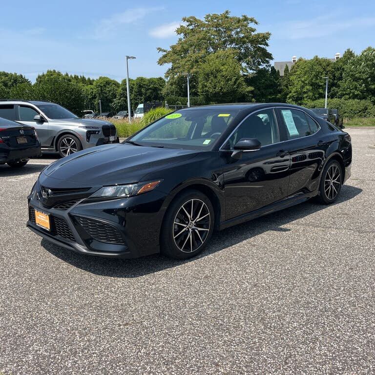 2022 TOYOTA Camry