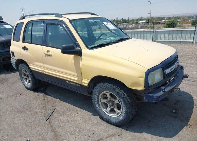 2000 CHEVROLET Tracker