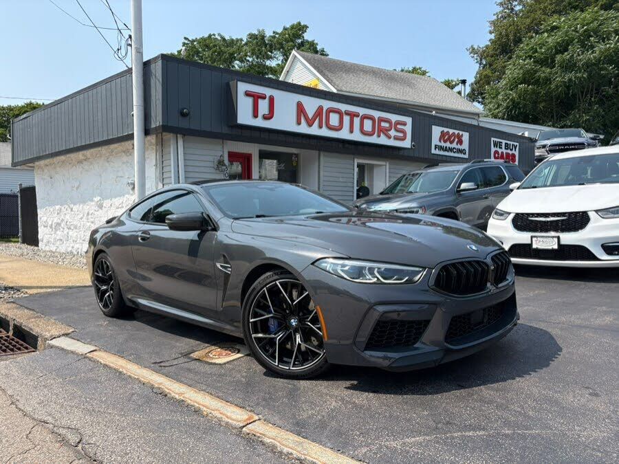 2020 BMW M8