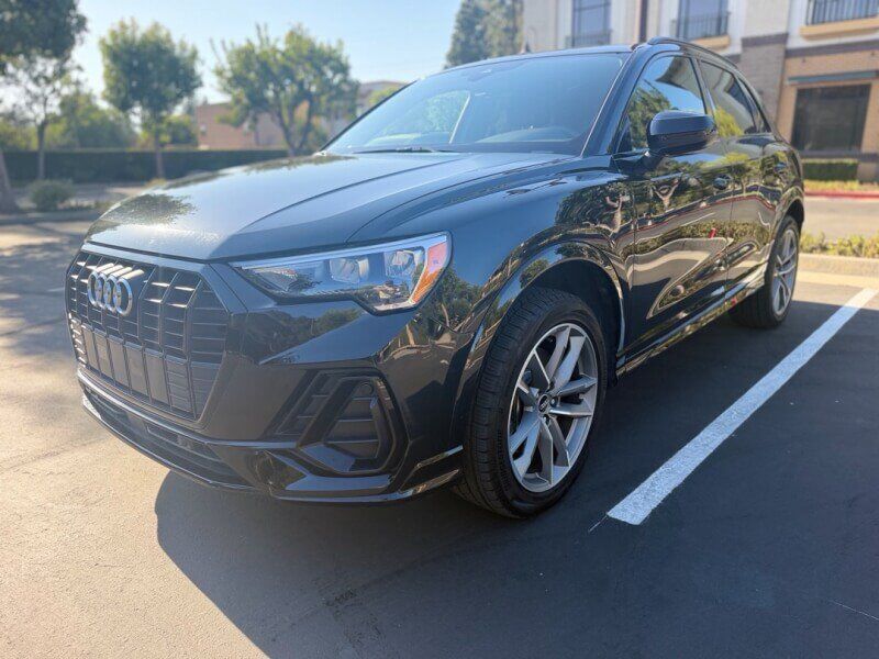 2022 AUDI Q3
