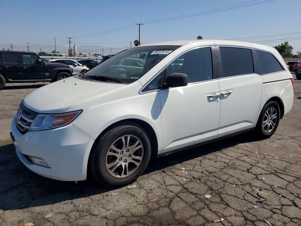 2013 HONDA Odyssey