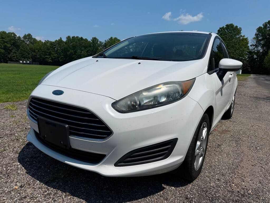 2017 FORD Fiesta