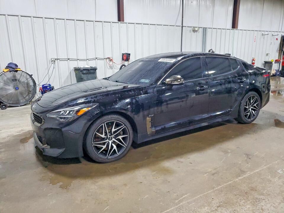 2022 KIA Stinger