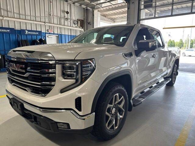 2023 GMC Sierra