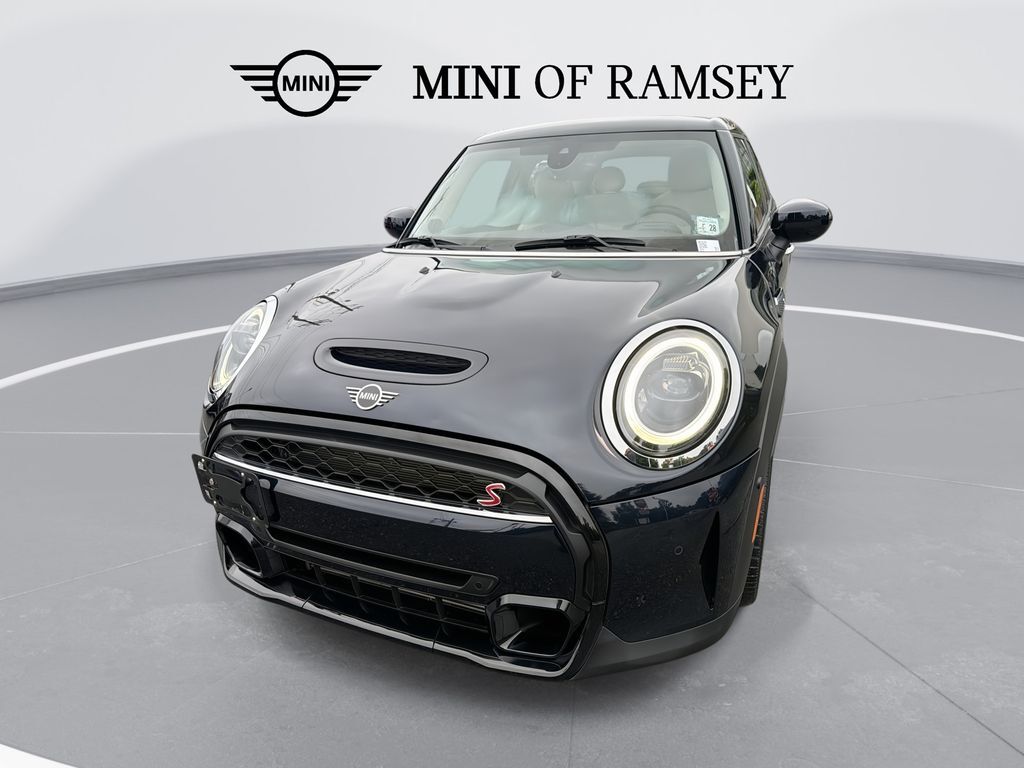 2023 MINI Hardtop