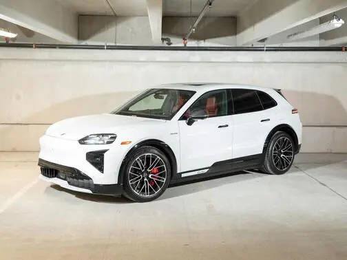 2026 PORSCHE Cayenne