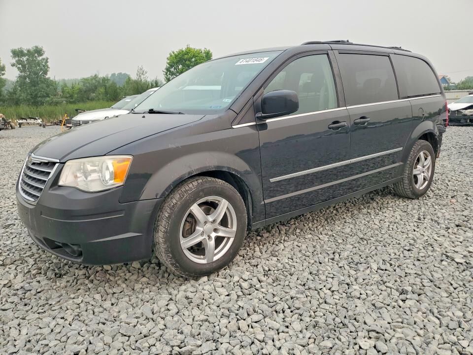 2010 CHRYSLER Town and Country