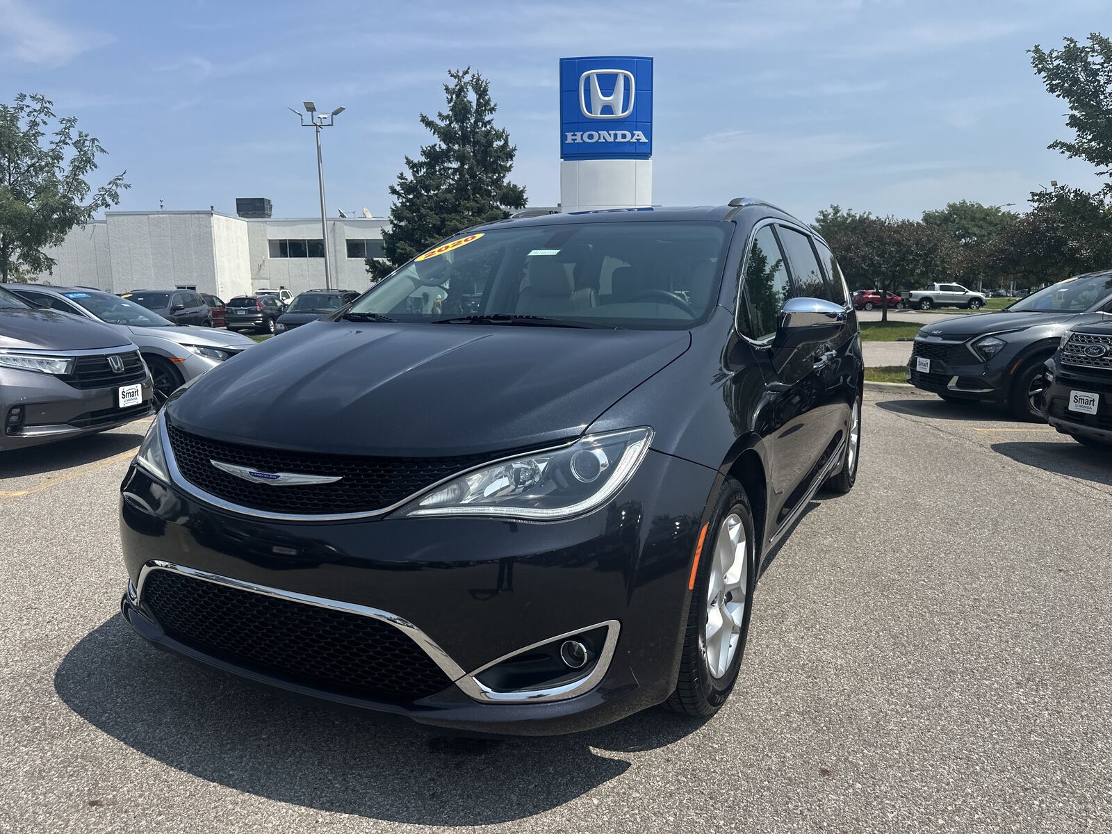 2020 CHRYSLER Pacifica