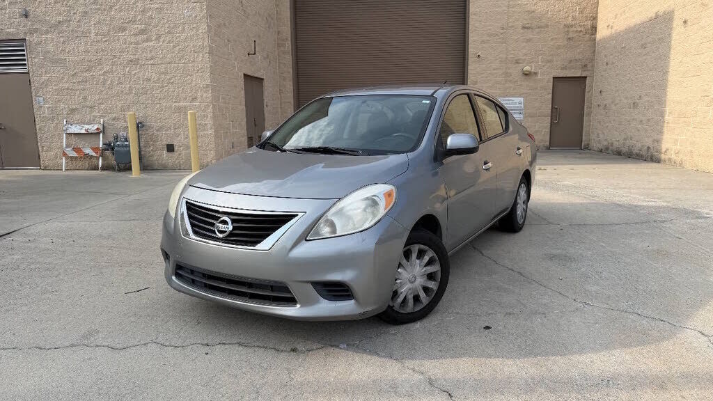 2014 NISSAN Versa